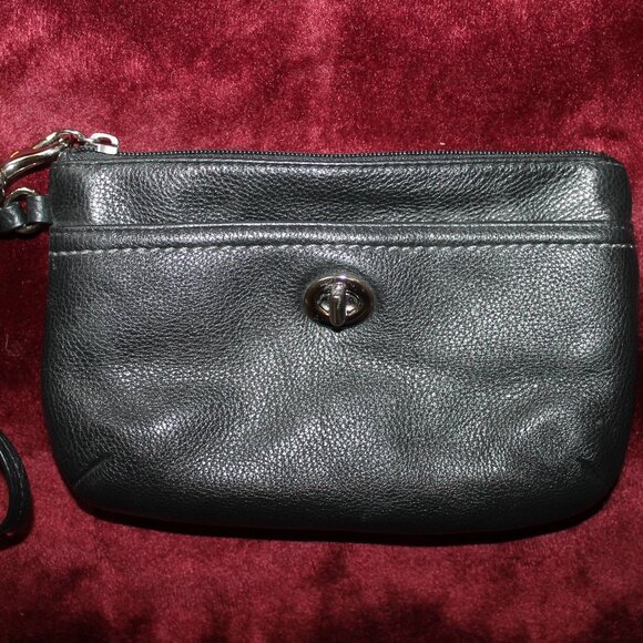 Black coach small wristlet - Picture 2 of 4